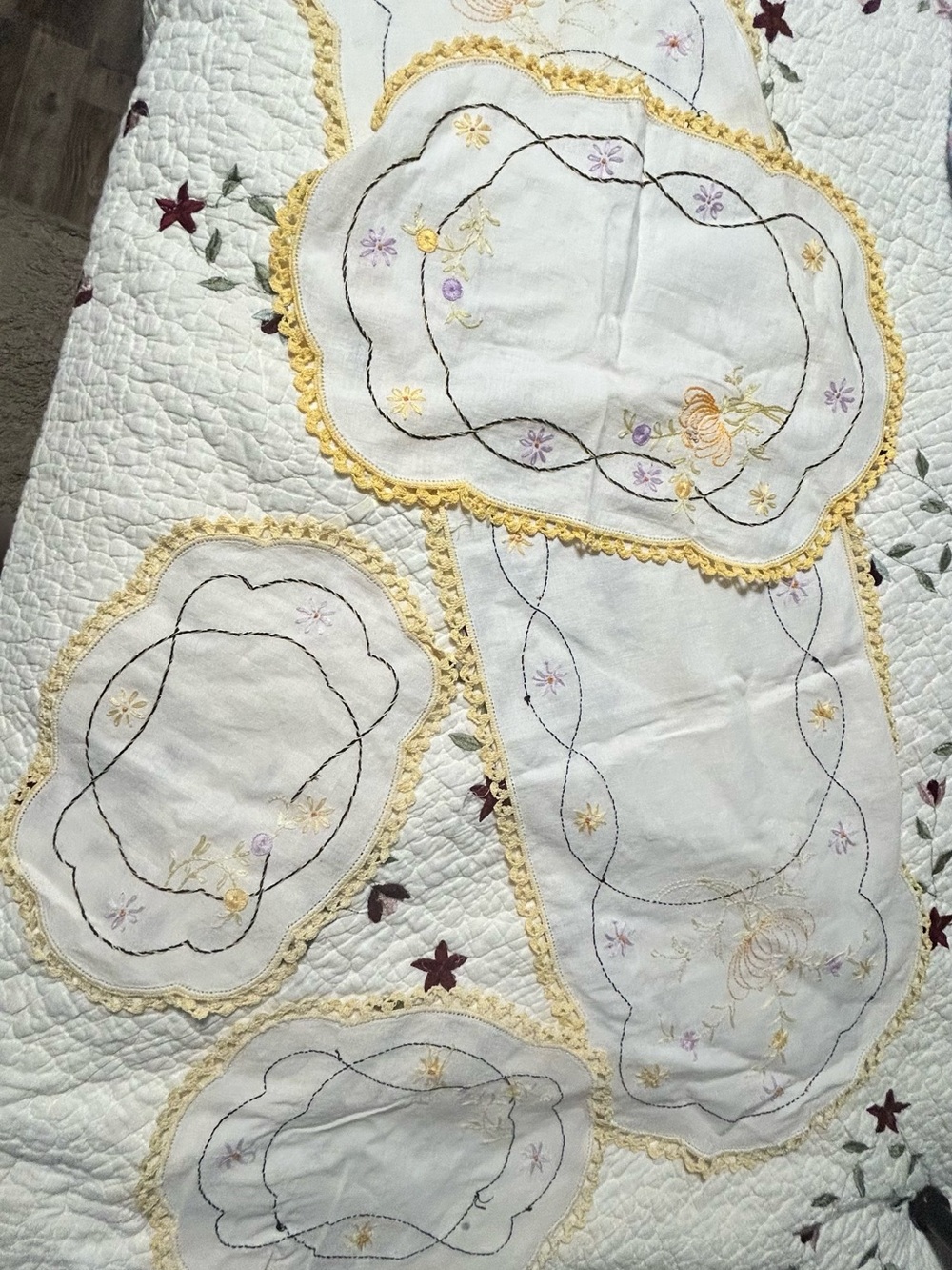 Yellow-Trim Embroidered Linen Table Runner and Doily Set vintage